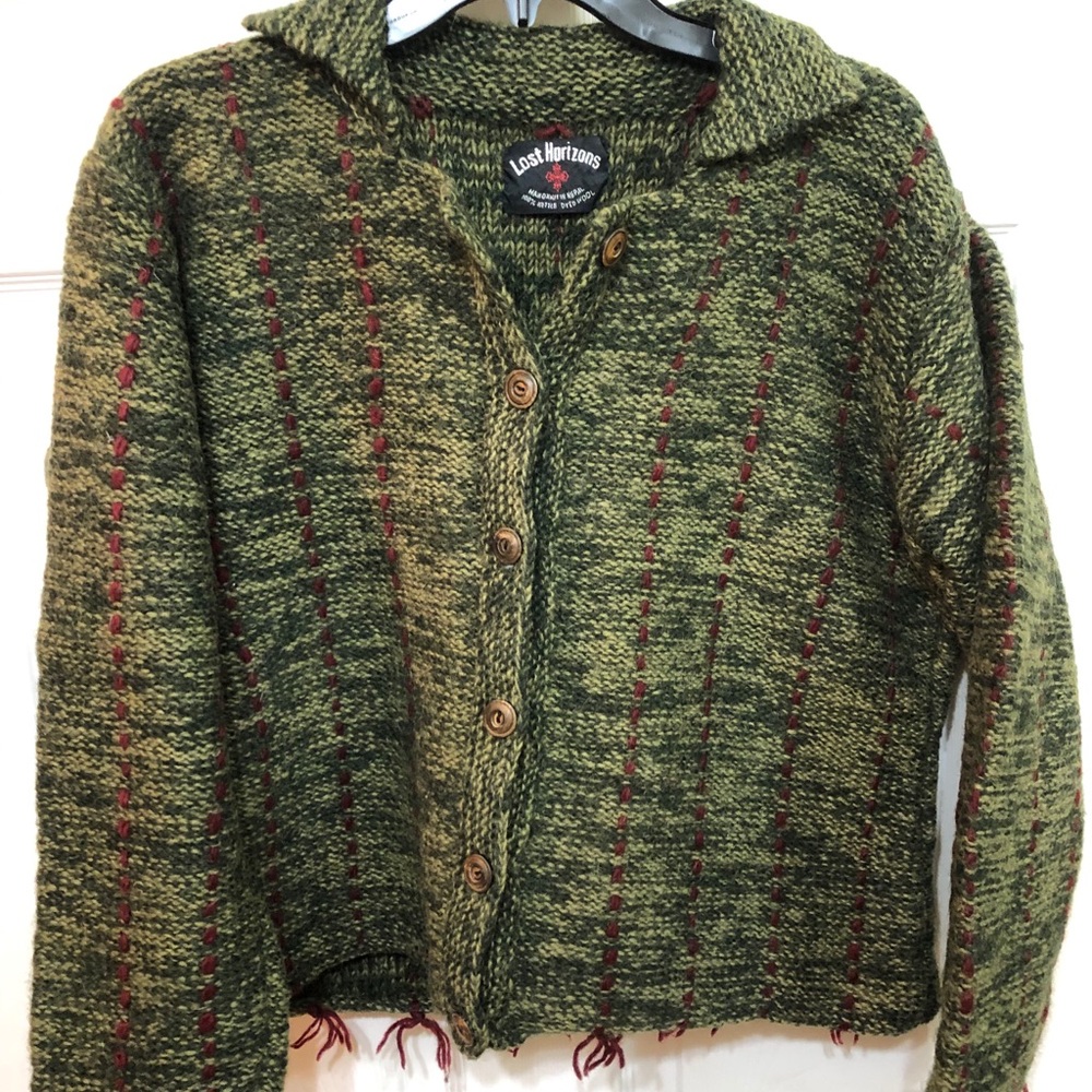 Lost Horizons green heather wool sweater size L